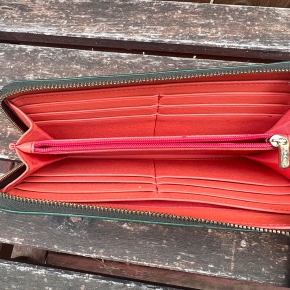 Fossil Green Print Bowler Bag with Matching Zip Around Clutch Wallet Set - Picture 9 of 11